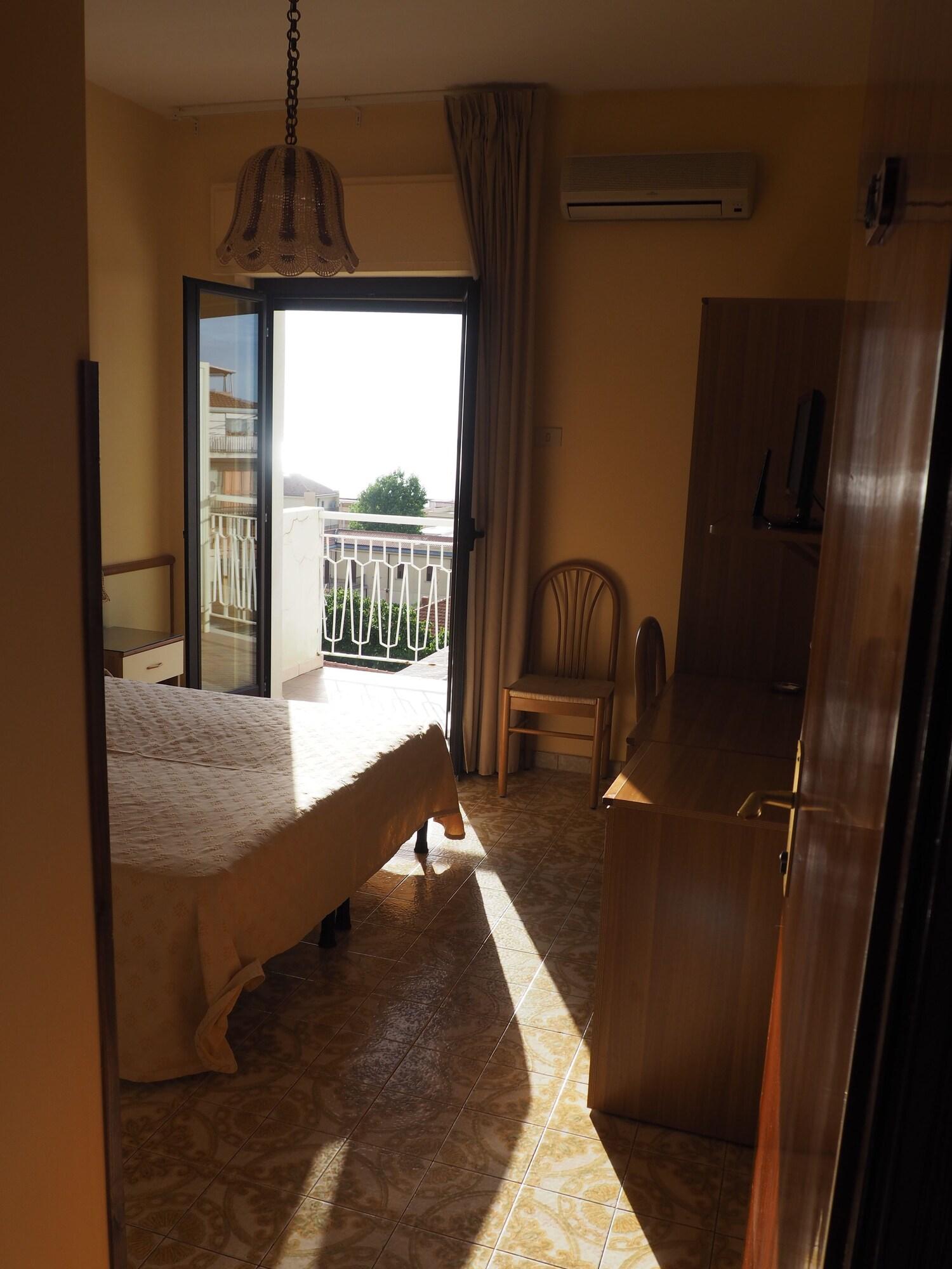 Hotel Virgilio Tropea Exteriör bild