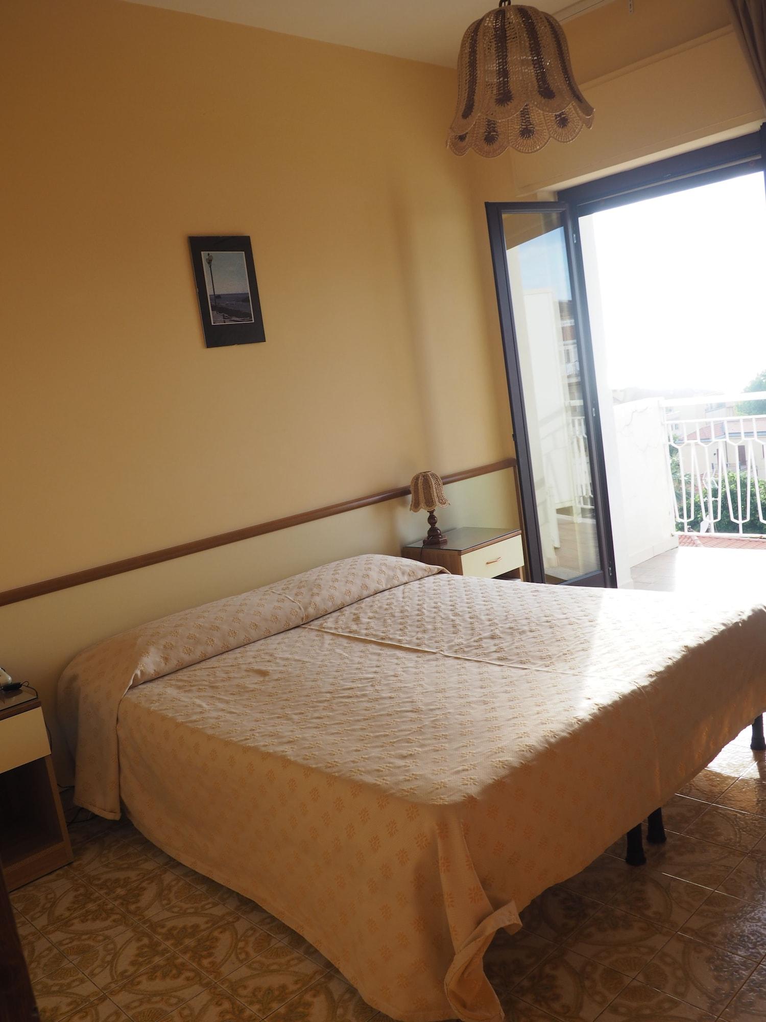 Hotel Virgilio Tropea Exteriör bild