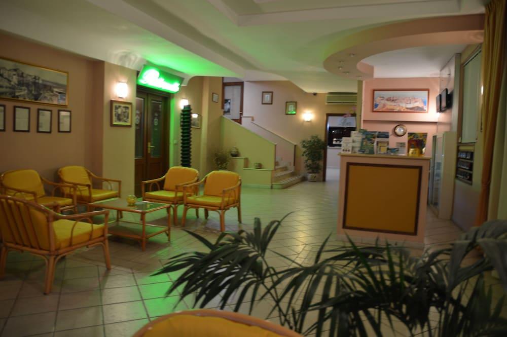 Hotel Virgilio Tropea Exteriör bild